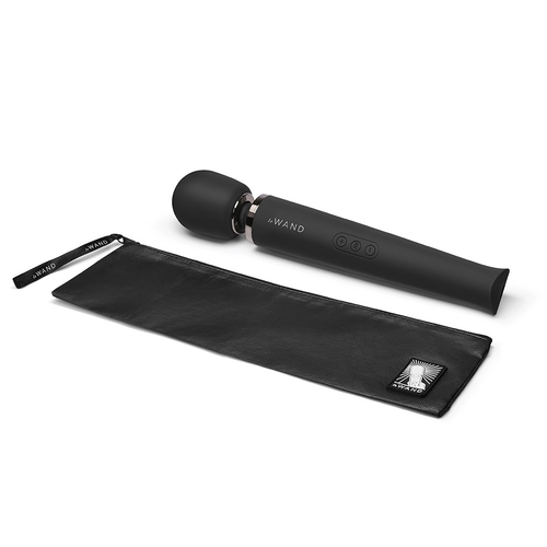 סופר מגי'ק וונד   Le Wand-Rechargeable Vibrating Massager  יצירת אומנות של עולם המסאגרים