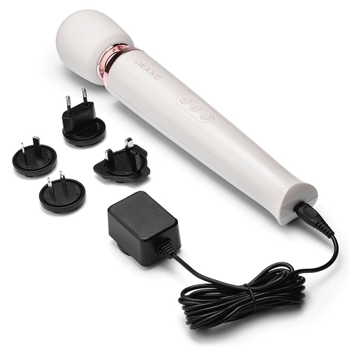 סופר מגי'ק וונד לבן פנינה Le Wand-Rechargeable Vibrating Massager