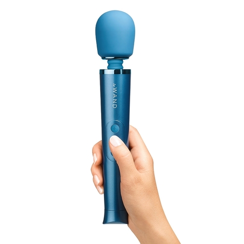 סופר מגי'ק וונד מיני כחול ים Le Wand-Petite Vibrating Massager - המסאג'ר הטוב ביותר בשנת 2021