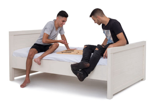 מיטה וחצי מעץ מלא דגם ירדן רוחב 120