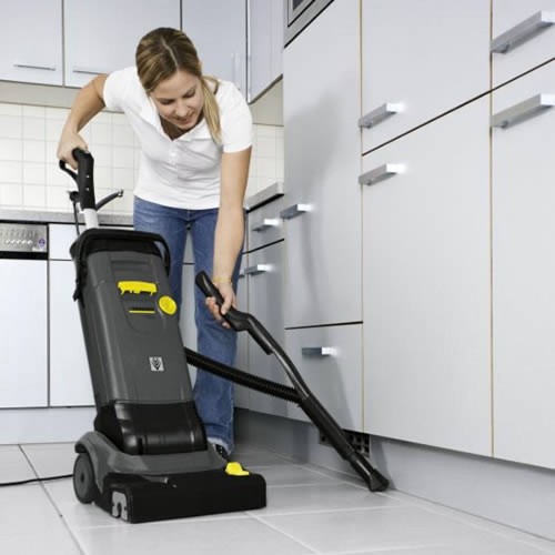 מכונת קרצוף Karcher BR 30/4 C קרשר