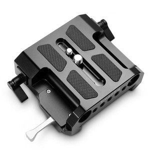 SmallRig 1642 פלטת בסיס SMALLRIG (סגנון ארי) עם מהדק מוט כפול 15 מ"מ 