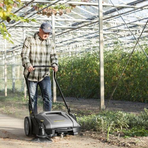 מכונת טאטוא Karcher Sweeper KM 70/20 C, קרשר