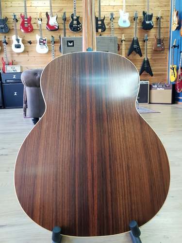 Lowden F32