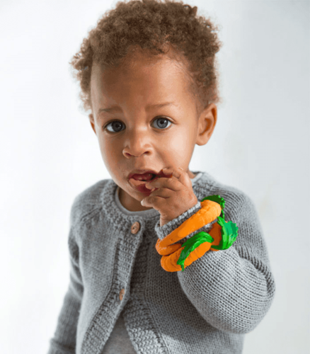 נשכן תינוק / צמיד עשוי 100% גומי טבעי בעבודת יד - קאטי הגזר