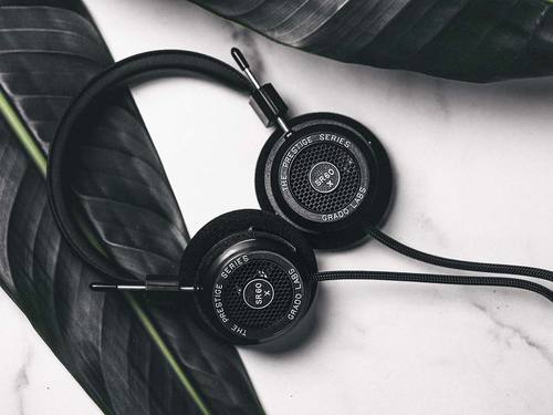 אוזניות חוטיות Grado SR60e