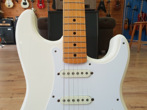 Fender Made in Japan Traditional '50s Stratocaster 2017