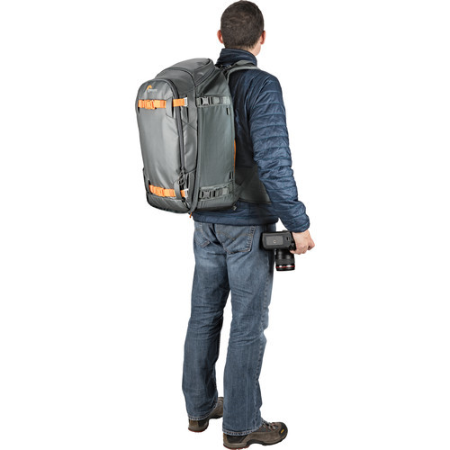 תיק גב Lowepro Whistler BP 450 AW