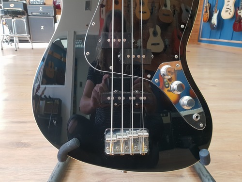 Fender Aerodyne Jazz Bass Japan 2004/5