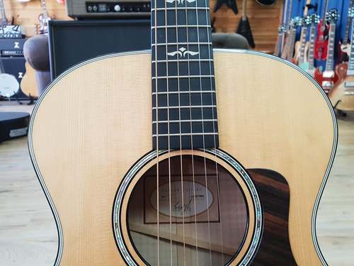 Taylor 612 14-Fret Natural 2015