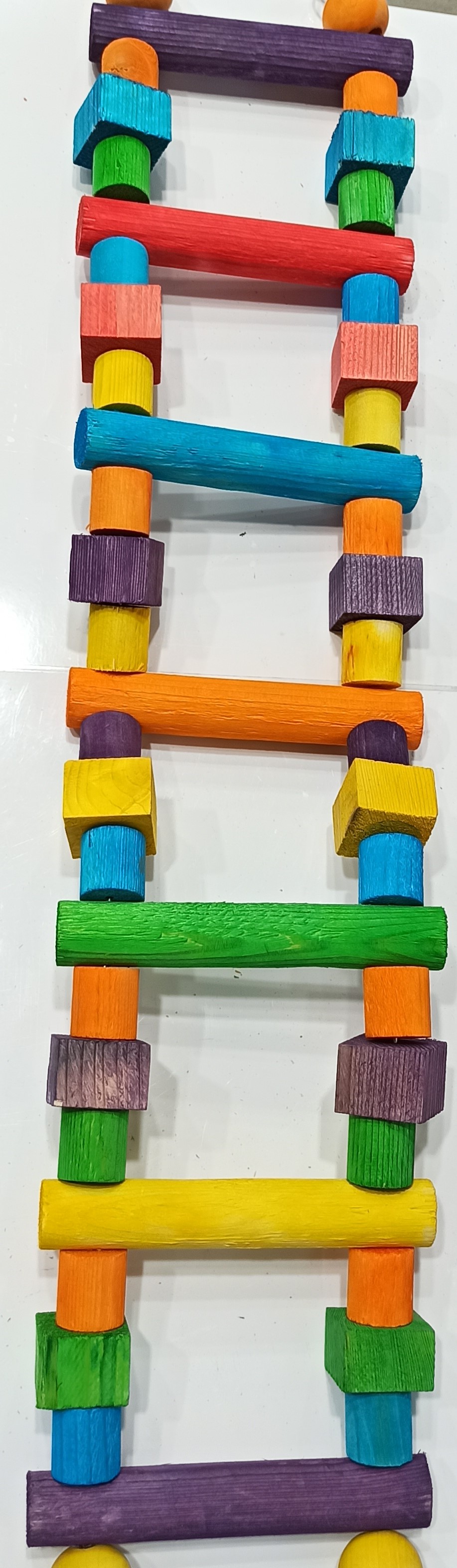 סולם עץ לתוכים