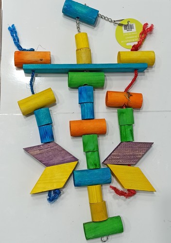 צעצוע עץ וחבלים לתוכים