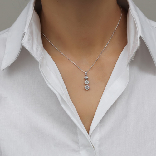 שרשרת ותליון פרח יהלומים מזהב 14K