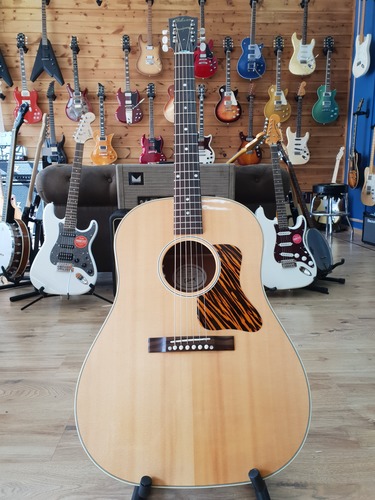 Gibson J-35 Antique 2016