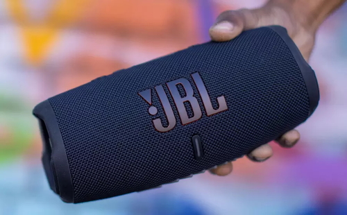 ‏רמקול נייד JBL Charge 5