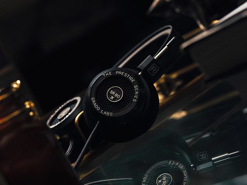 אוזניות חוטיות Grado SR80E