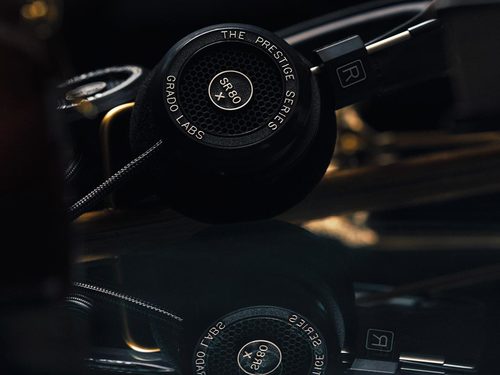 אוזניות חוטיות Grado SR80E