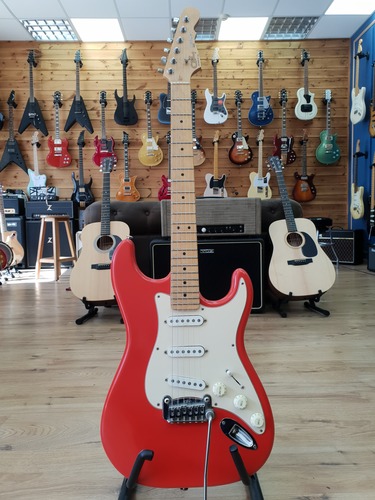 G&L USA Legacy Stratocaster 2009