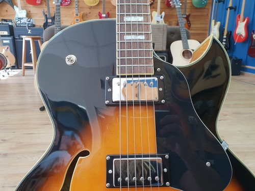 Washburn J-3/TS 2006