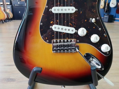 Fender Made in Japan Traditional '70s Stratocaster 2017