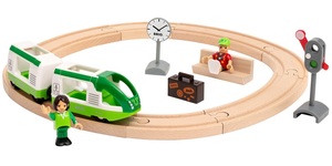 סט רכבת נוסעים עם מסילה מעגלית, 2 דמויות ואביזרים נוספים 33847