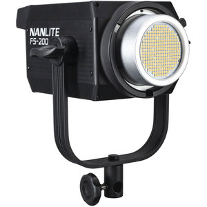 סט 2 ראשים תאורת סטודיו Nanlite FS-200 LED Daylight AC Monolight