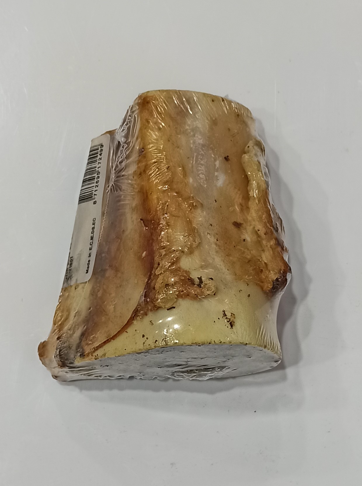 עצם בקר מיובשת עם מח עצם 10 ס"מ לכלבים