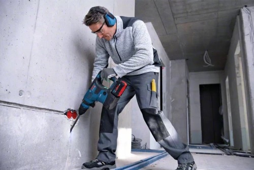גוף פטיש קידוח וחציבה נטען בראשלס BOSCH GBH 18V-34CF EC SDS PLUS