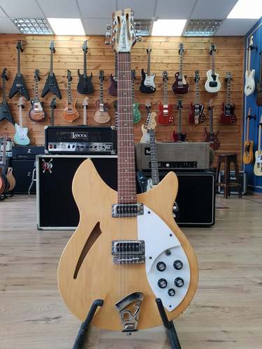 Rickenbacker 330 1992