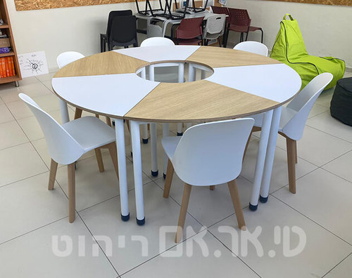 שולחן טרפז מעוגל וכסאות דגם רוזה