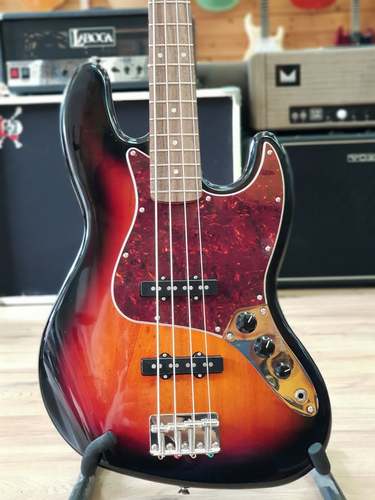 Squier Classic Vibe '60s Jazz Bass