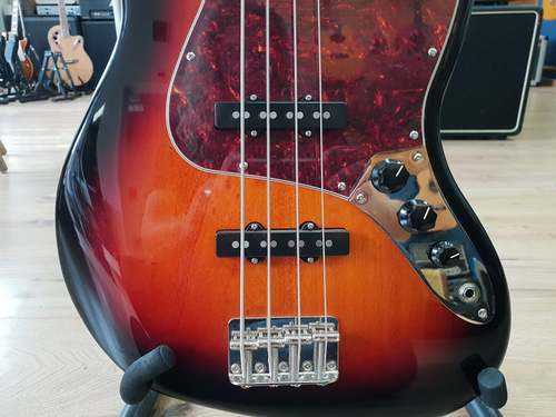 Squier Classic Vibe '60s Jazz Bass