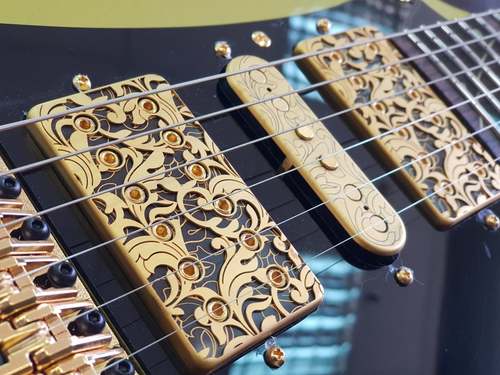 Ibanez Steve Vai Signature PIA3761 - Sun Dew Gold