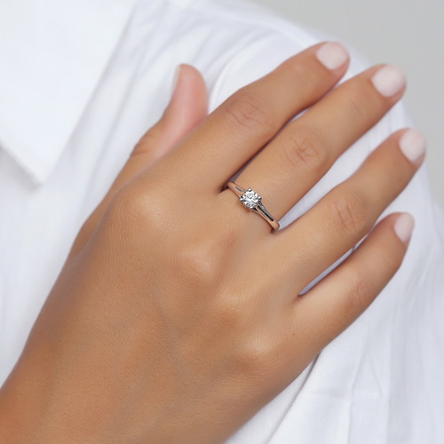 טבעת סוליטר יהלום 0.40ct זהב 14K
