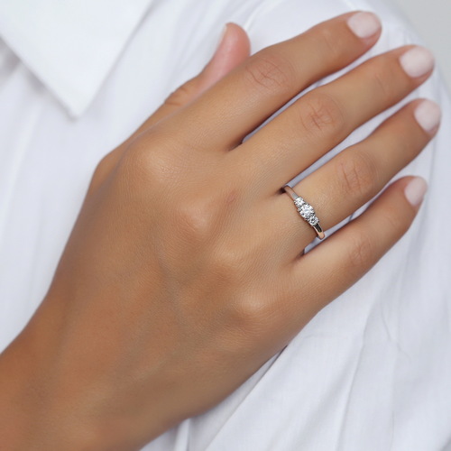 טבעת שלושה יהלומים 0.43ct זהב 14K