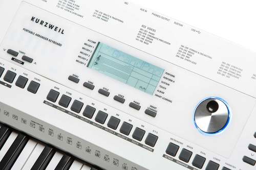 אורגנית 5 אוקטבות בצבע לבן KURZWEIL KP110WH