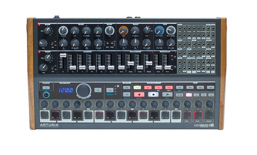 סינטיסייזר סיקוונסר אנלוגי מודולרי - Arturia MiniBrute 2S