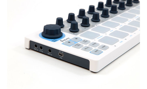 קונטרולר-סיקוונסר Arturia Beatstep