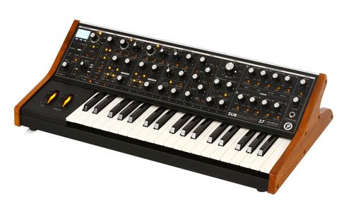 Moog Subsequent 37