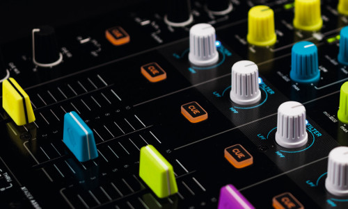 Fader CAP SET - כיסויים לפיידרים - צהוב