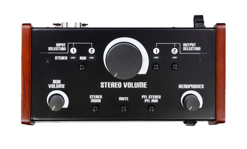 Palmer Monicon L- שלט עוצמה למוניטורים