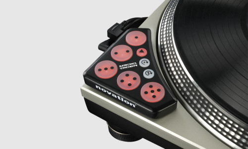 Novation Dicer - קונטרולר לdj