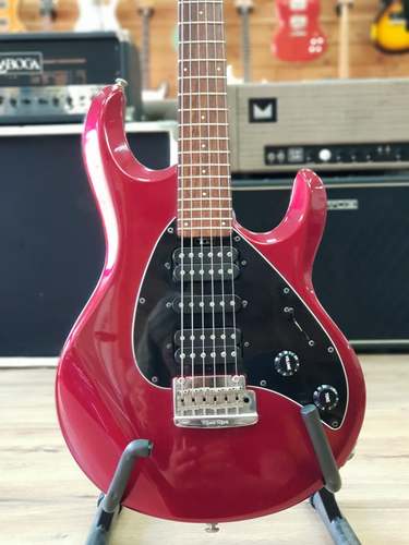 Music Man Silhouette 2005