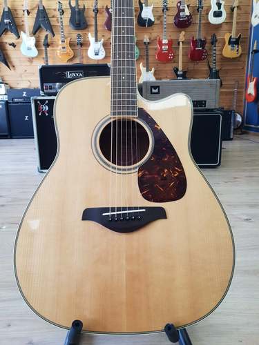 Yamaha FGX720SCA