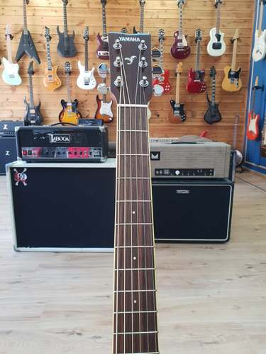 Yamaha FGX720SCA
