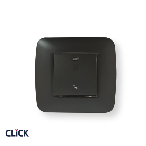 לחצן מדרגות רחב  CLICK לקופסא עגולה (55) מתח/זרם 230/16A בצבע שחור מט 