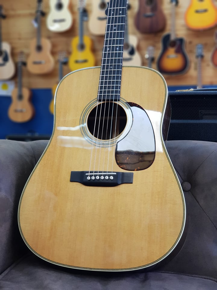 Martin HD-28 2017
