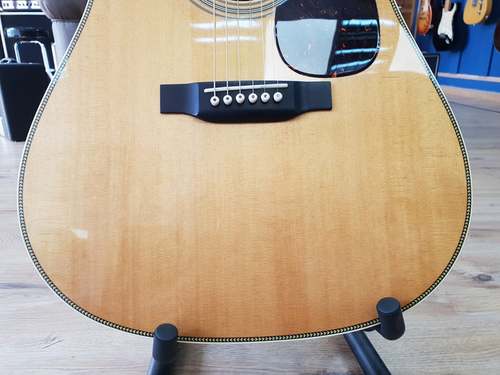 Martin HD-28 2017