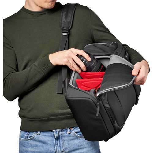 תיק גב בינוני למצלמה Manfrotto Advanced2