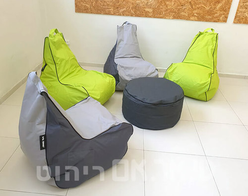 פופים דגם אוסקה ופוף הדום צ'יבה 